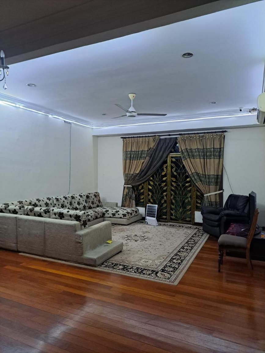 Villa Shamir Sepang Luaran gambar